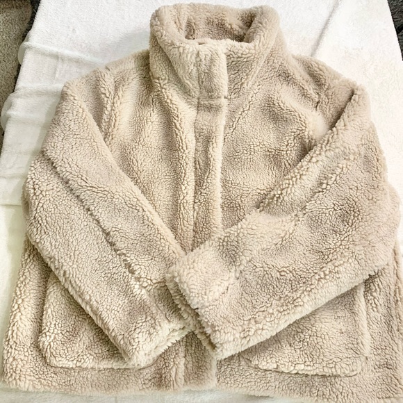 Oversized Mocha Latte Old Navy Sherpa Jacket size XL - Picture 2 of 6